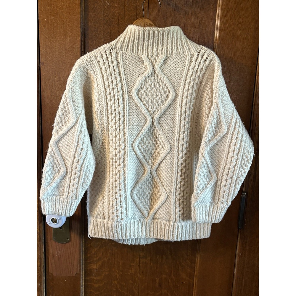 Hand Knit 100% Wool Fisherman's Sweater Sz M Cream Zip Made In Ecuador Sisandia - Picture 7 of 8